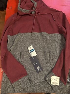 Men's Two-Tone Maroon and Gray Pullover Hoodie with Front Pocket medium new mbx